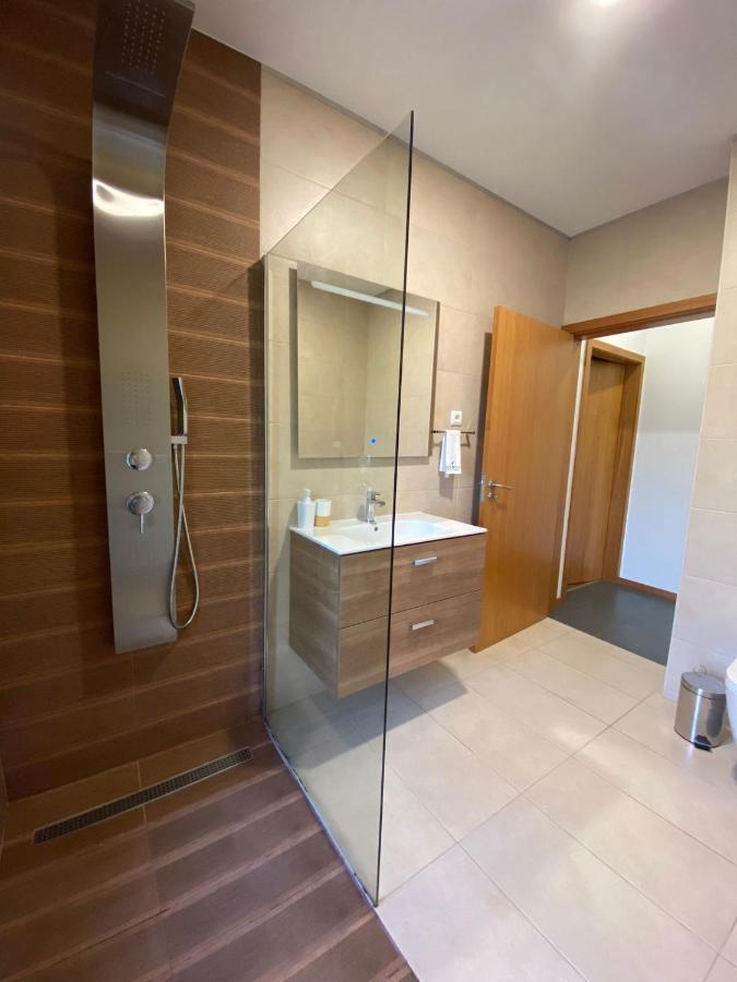 Готель Dobau Casas Вієйра-ду-Міню Екстер'єр фото